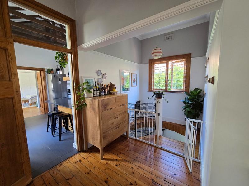 4 Bedroom Property for Sale in Vredehoek Western Cape